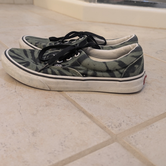 Vans olive Green and Black Tie-Dye Sneakers Woman's Size 7.5 - Picture 9 of 9